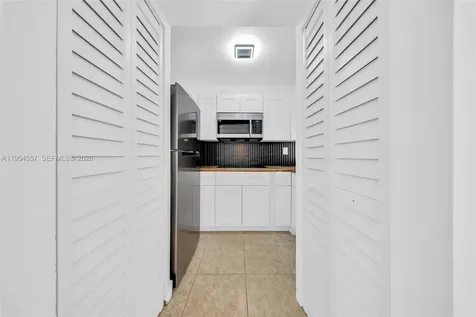 8145 NW 7th Street Miami FL 33126