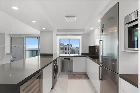 2655 Collins Avenue Miami Beach FL 33140