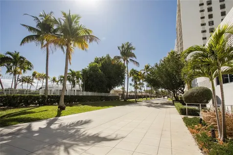 2655 Collins Avenue Miami Beach FL 33140