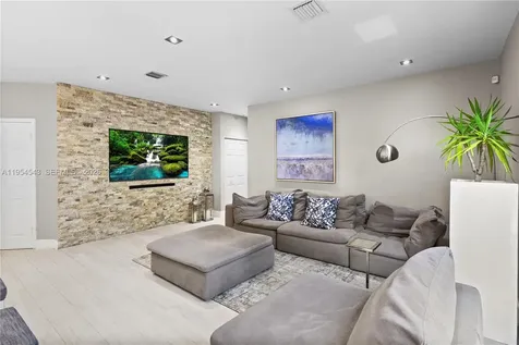 5869 NW 112th Court Doral FL 33178