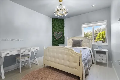 5869 NW 112th Court Doral FL 33178