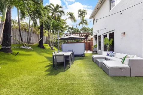 5869 NW 112th Court Doral FL 33178