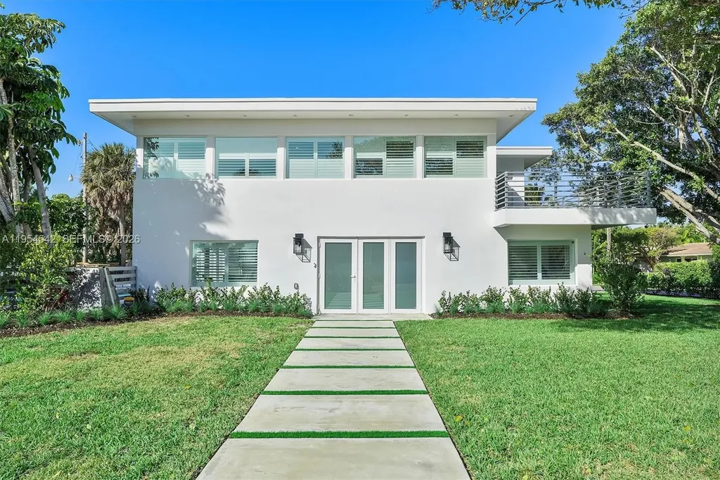 1903 Bay Drive Pompano Beach FL 33062