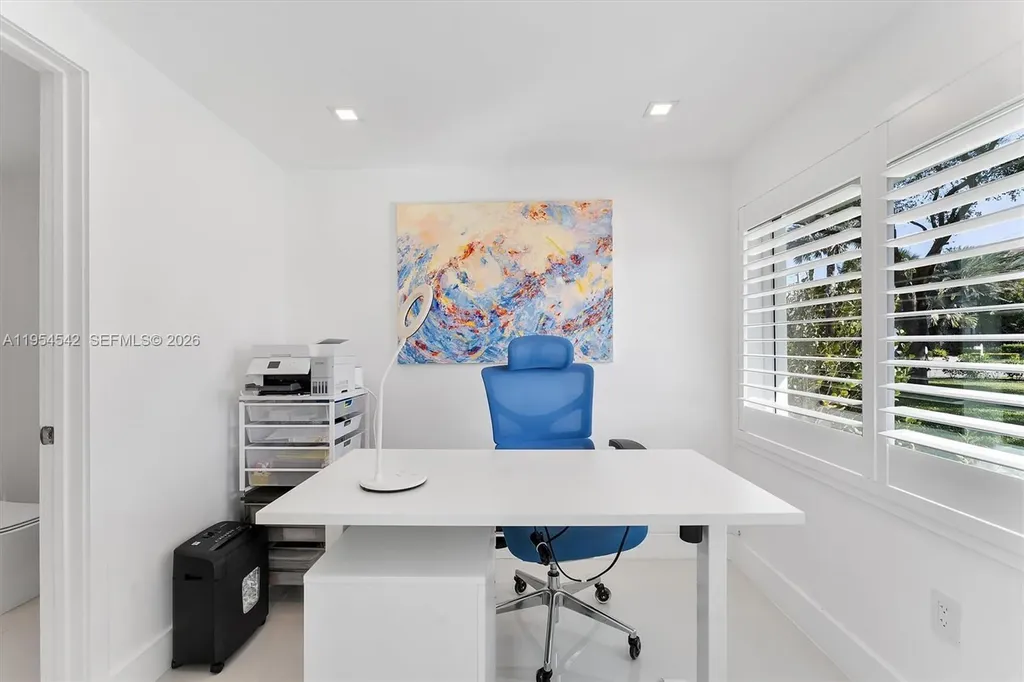 1903 Bay Drive Pompano Beach FL 33062