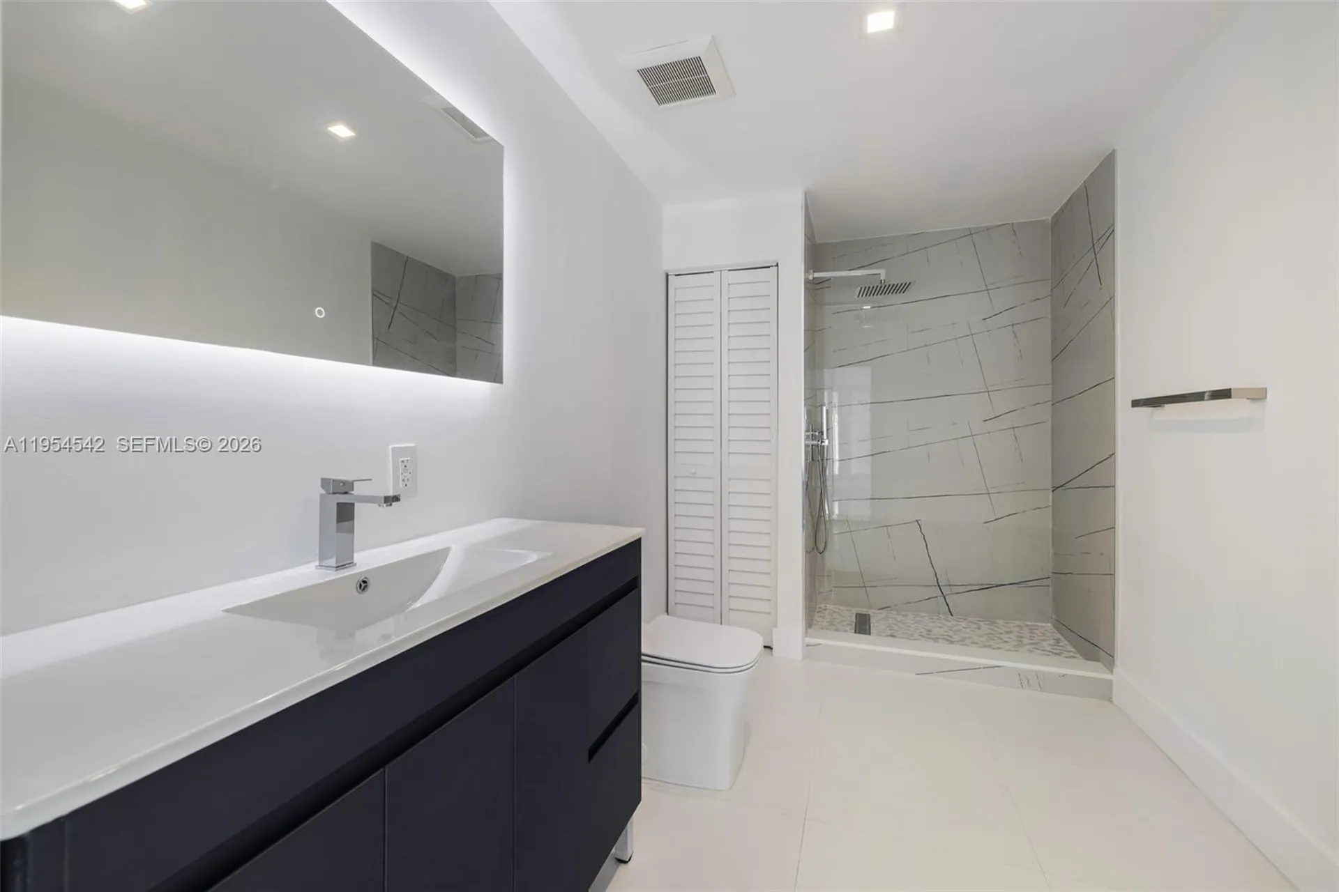 1903 Bay Drive Pompano Beach FL 33062