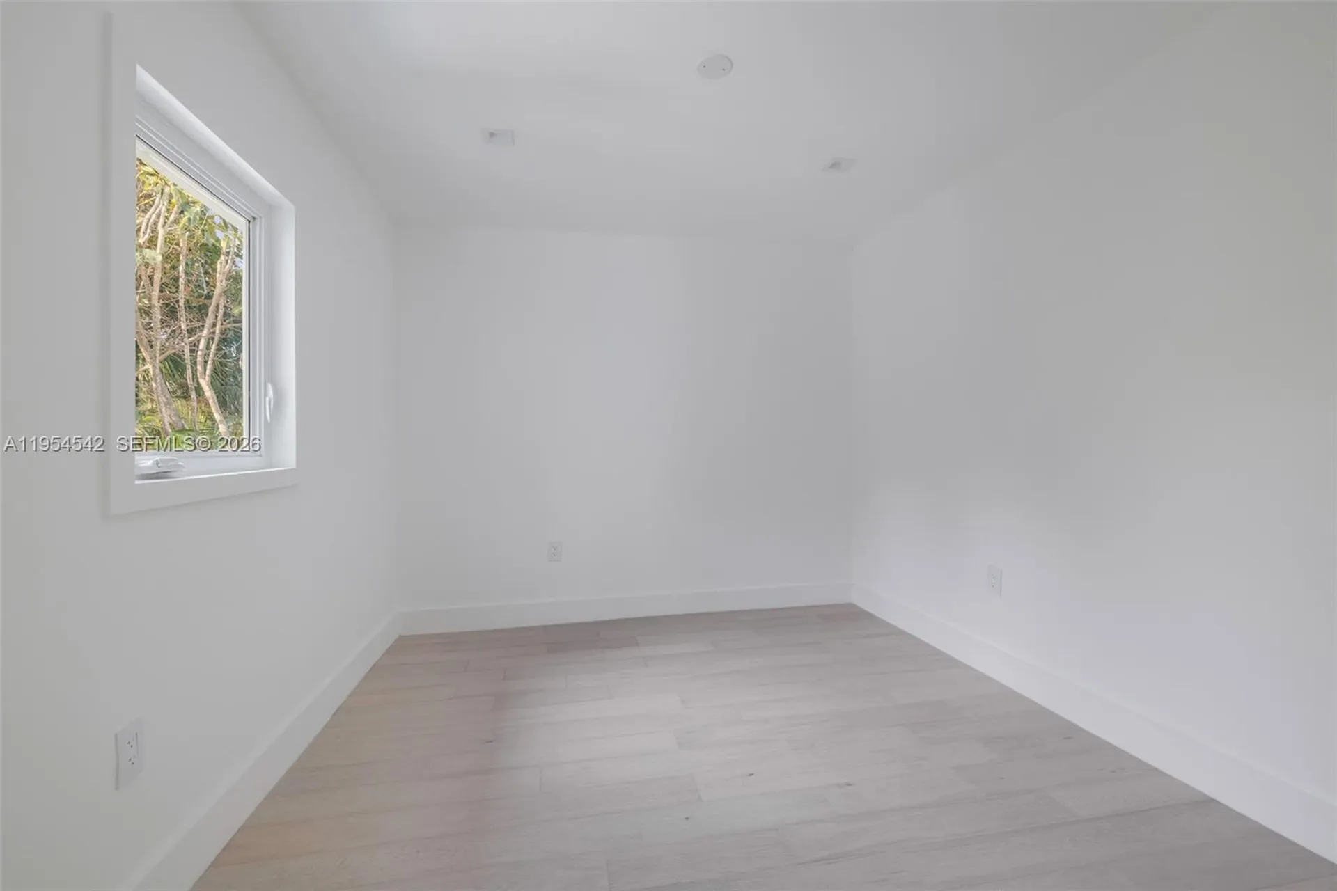 1903 Bay Drive Pompano Beach FL 33062