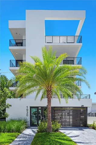 1930 Bay Drive Second Level Union Miami Beach FL 33141