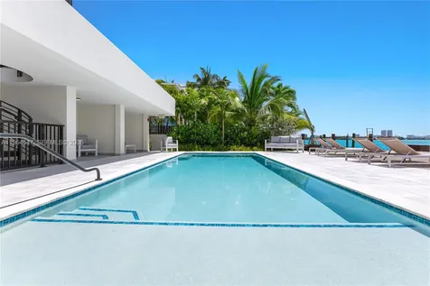 1930 Bay Drive Second Level Union Miami Beach FL 33141
