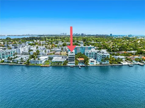 1930 Bay Drive Second Level Union Miami Beach FL 33141