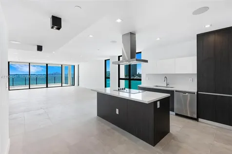 1930 Bay Drive Second Level Union Miami Beach FL 33141