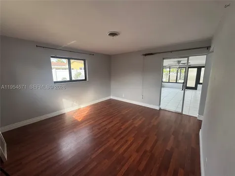 1109 SE 10th Street Deerfield Beach FL 33441