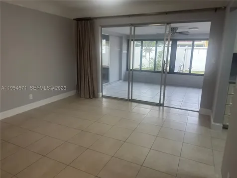 1109 SE 10th Street Deerfield Beach FL 33441