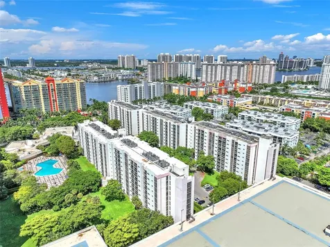 17011 N Bay Road Sunny Isles Beach FL 33160