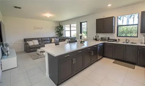 139 NE 27th Terrace Homestead FL 33033
