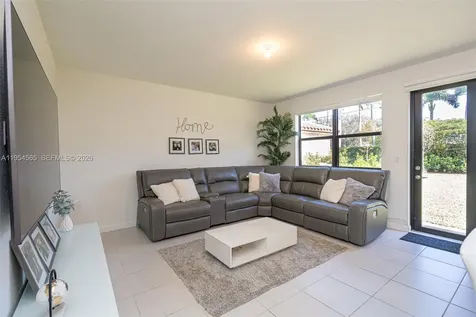 139 NE 27th Terrace Homestead FL 33033