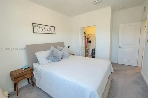 139 NE 27th Terrace Homestead FL 33033