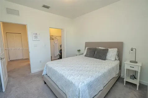 139 NE 27th Terrace Homestead FL 33033