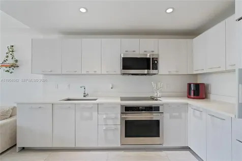 55 SW 9th Street Miami FL 33130