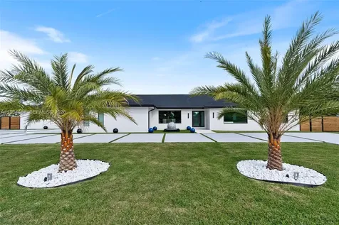 12425 SW 226th Street Miami FL 33170