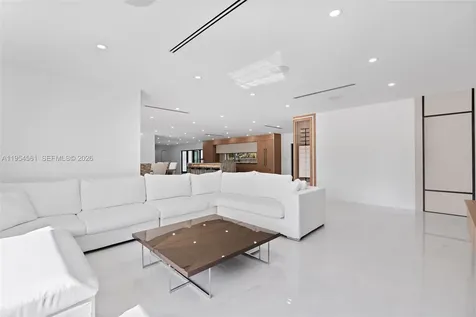 12425 SW 226th Street Miami FL 33170