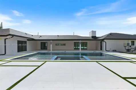 12425 SW 226th Street Miami FL 33170