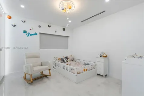 12425 SW 226th Street Miami FL 33170