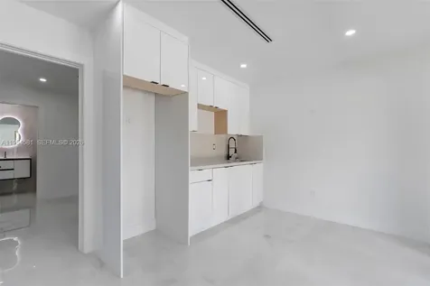 12425 SW 226th Street Miami FL 33170