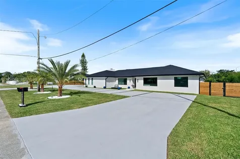 12425 SW 226th Street Miami FL 33170