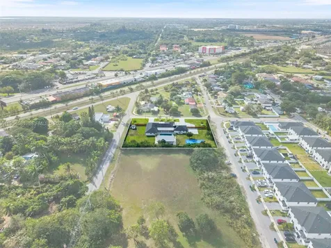 12425 SW 226th Street Miami FL 33170