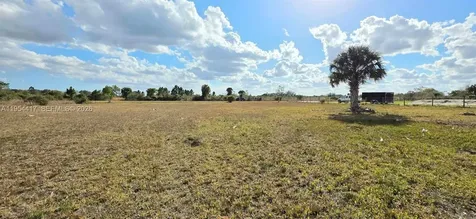 18717 NW 258 Street Okeechobee FL 34972