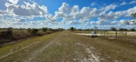 18717 NW 258 Street Okeechobee FL 34972