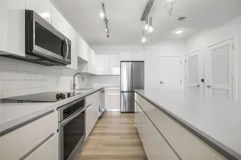 101 Diplomat Parkway Hallandale Beach FL 33009