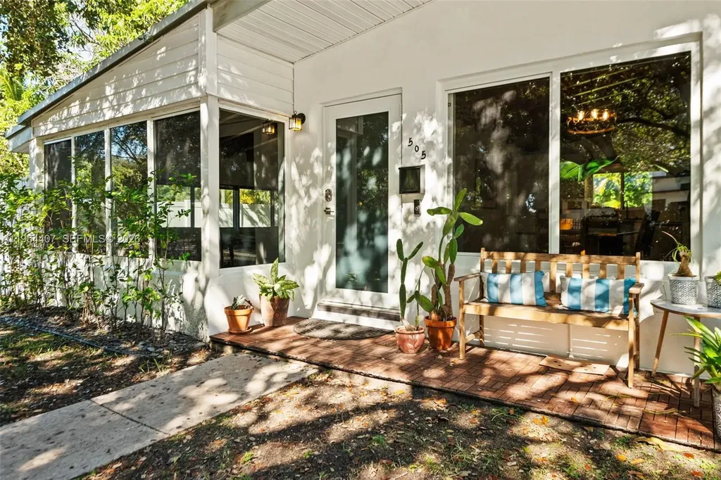 505 NE 132nd Terrace North Miami FL 33161