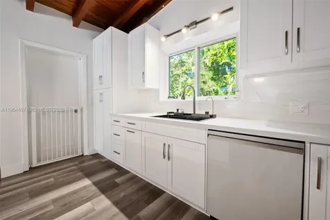505 NE 132nd Terrace North Miami FL 33161