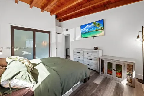 505 NE 132nd Terrace North Miami FL 33161