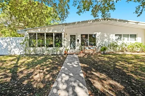 505 NE 132nd Terrace North Miami FL 33161