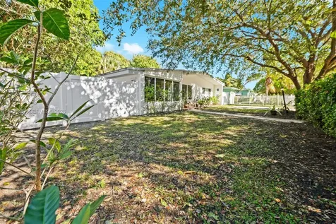 505 NE 132nd Terrace North Miami FL 33161