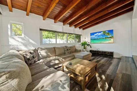 505 NE 132nd Terrace North Miami FL 33161