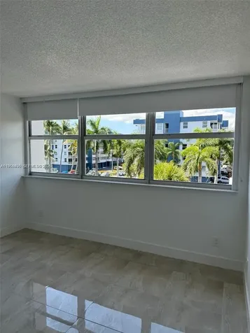 16546 NE 26th Avenue North Miami Beach FL 33160