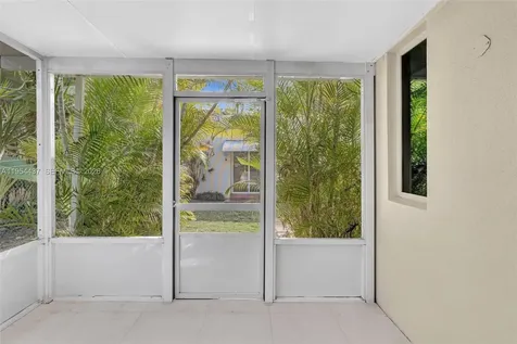 1524 Biarritz Drive Miami Beach FL 33141
