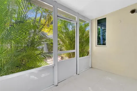 1524 Biarritz Drive Miami Beach FL 33141