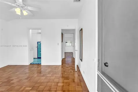 1524 Biarritz Drive Miami Beach FL 33141