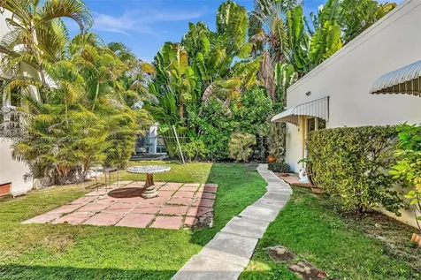 1524 Biarritz Drive Miami Beach FL 33141