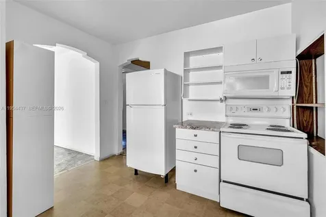1524 Biarritz Drive Miami Beach FL 33141
