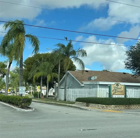 1590 Royal Forest Court West Palm Beach FL 33406
