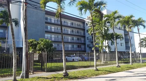 900 SW 84th Avenue Miami FL 33144