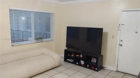 900 SW 84th Avenue Miami FL 33144