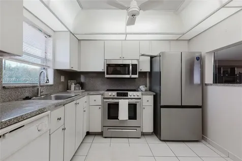 9441 Sunrise Lakes Boulevard Sunrise FL 33322