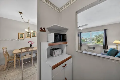 331 E Mcnab Road Pompano Beach FL 33060