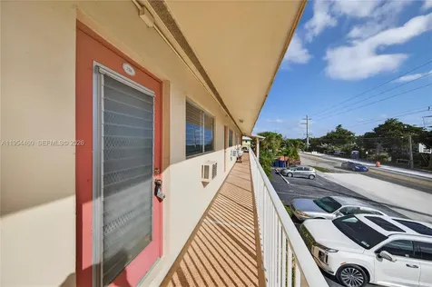 331 E Mcnab Road Pompano Beach FL 33060